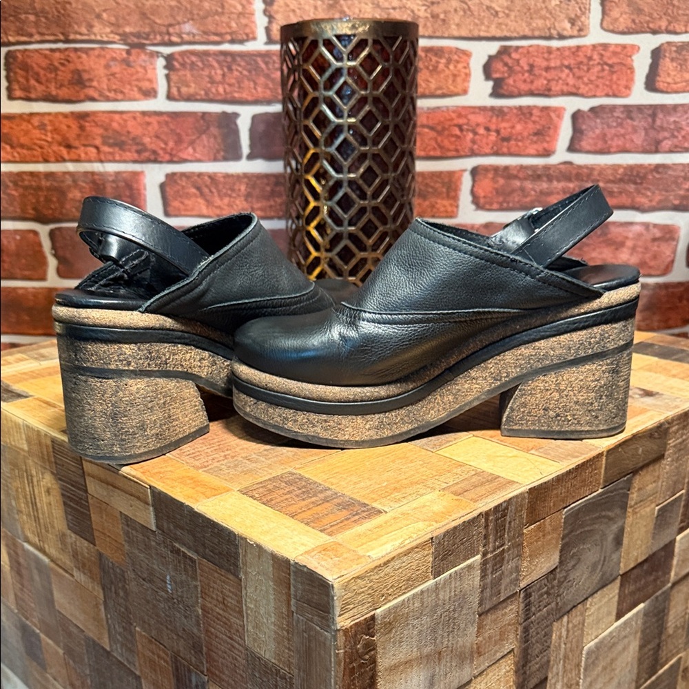 👡 Free People Platform Slingback Leather Cork Clogs — Black — Sz 39 (8.5) - Picture 6 of 10